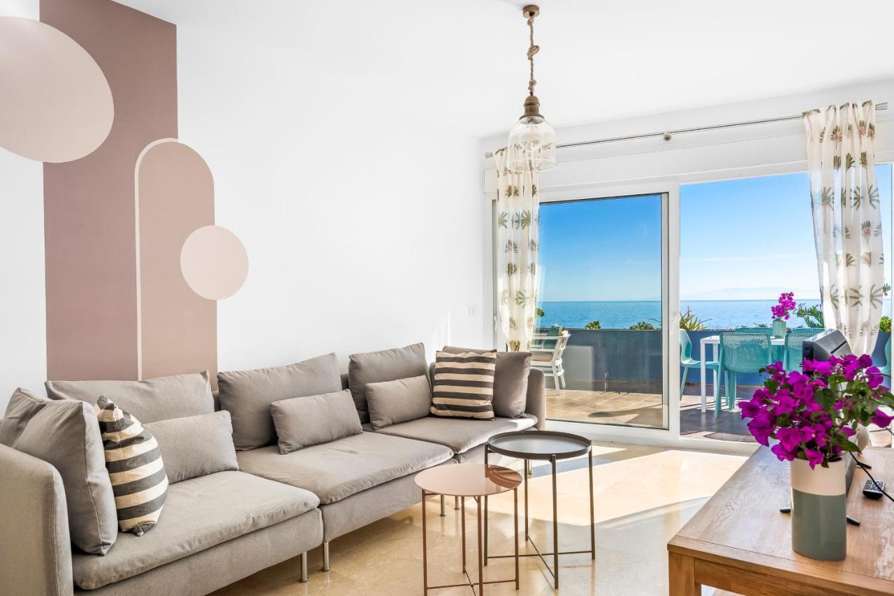 La Nea Beach Apartment Radazul Eksteriør billede