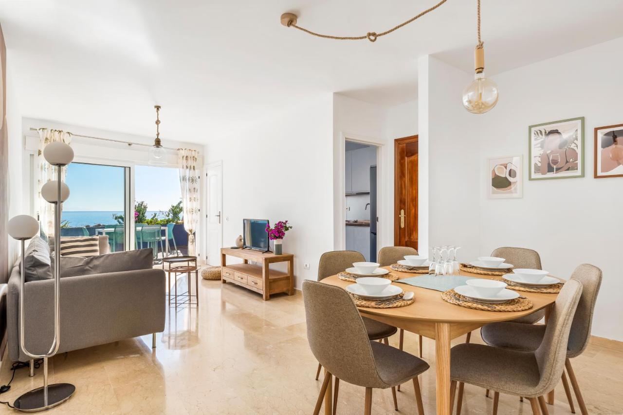 La Nea Beach Apartment Radazul Eksteriør billede